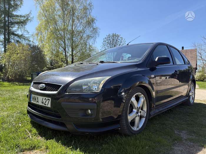 Ford Focus, 1.6 l., hatchback