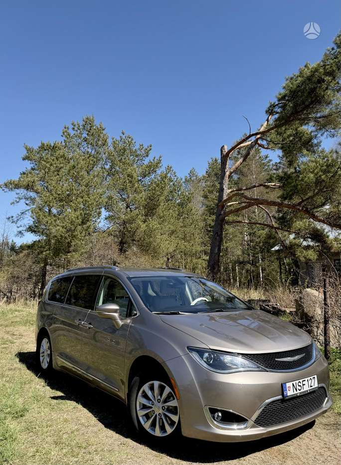 Chrysler Pacifica, 3.6 l., Минивэн