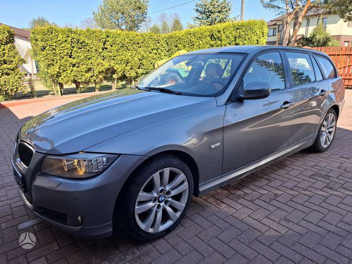 BMW 320, 2.0 l., wagon