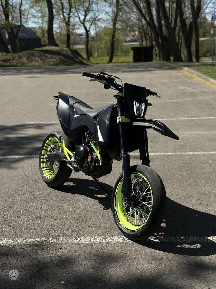 KTM SMC 690cc, supermoto