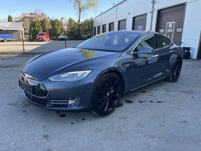 Tesla Model S, 90 kWh, hatchback