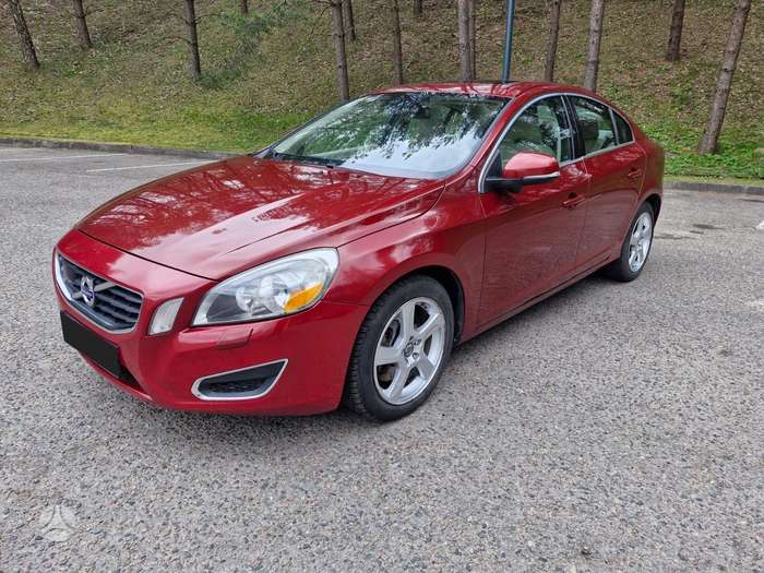 Volvo S60, 2.5 l., Седан