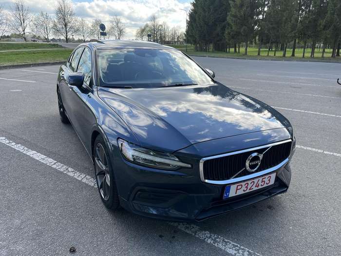 Volvo S60, 2.0 l., Седан