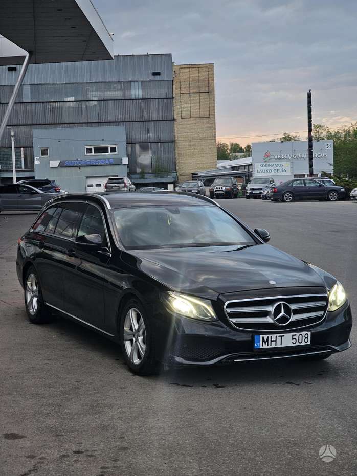 Mercedes-Benz E220, 2.0 l., universalas