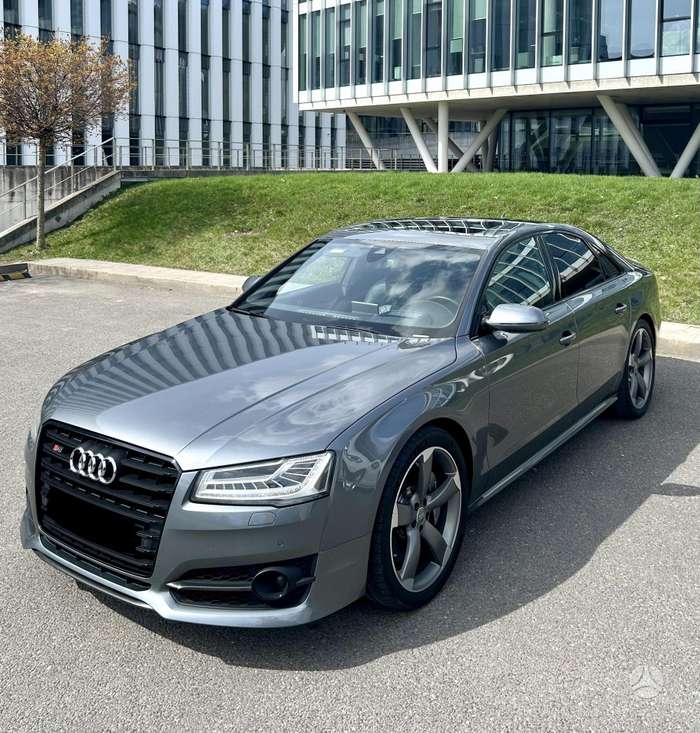 Audi S8, 4.0 l., saloon / sedan