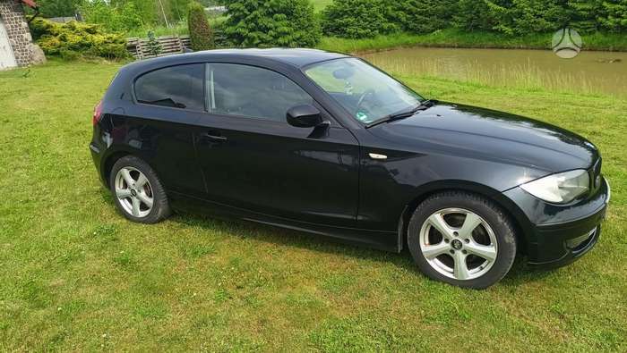 BMW 116, 2.0 l., hatchback