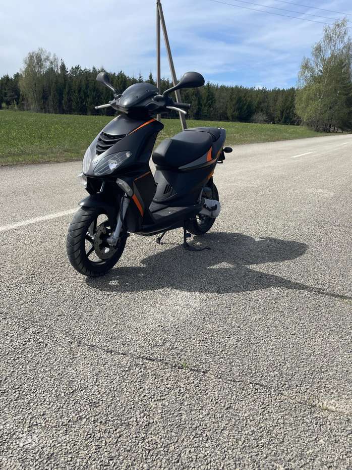 Piaggio NRG 49cc, scooters / mopeds