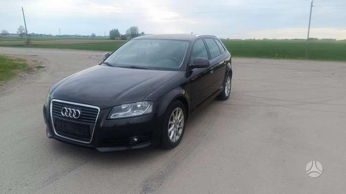 Audi A3, 1.6 l., hatchback