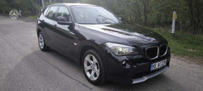 BMW X1, 2.0 l., Внедорожник / Кроссовер