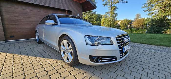 Audi A8, 4.1 l., sedanas
