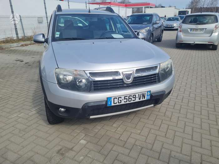 Dacia Duster, 1.6 l., Внедорожник / Кроссовер