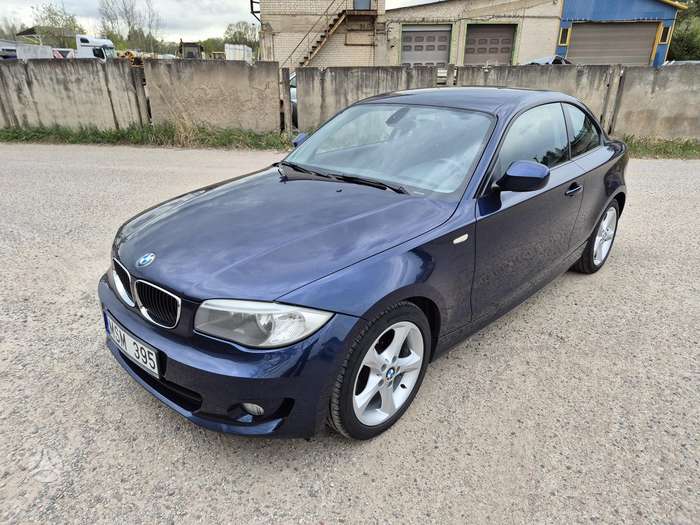BMW 118, 2.0 l., Купе (coupe)
