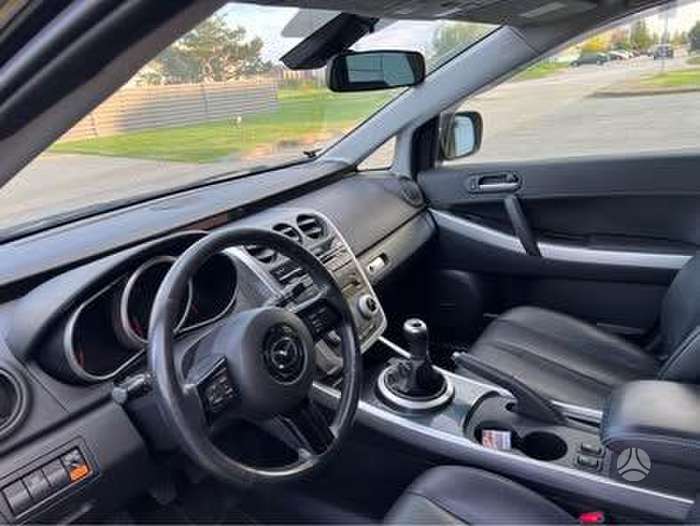 Mazda CX-7, 2.3 l., off-road / crossover