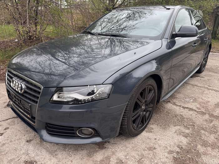 Audi A4, 2.7 l., Седан
