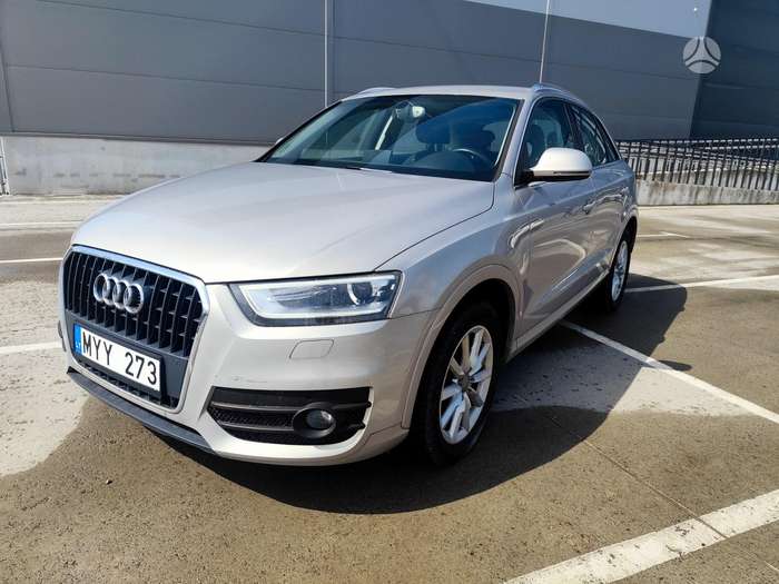 Audi Q3, 2.0 l., Внедорожник / Кроссовер