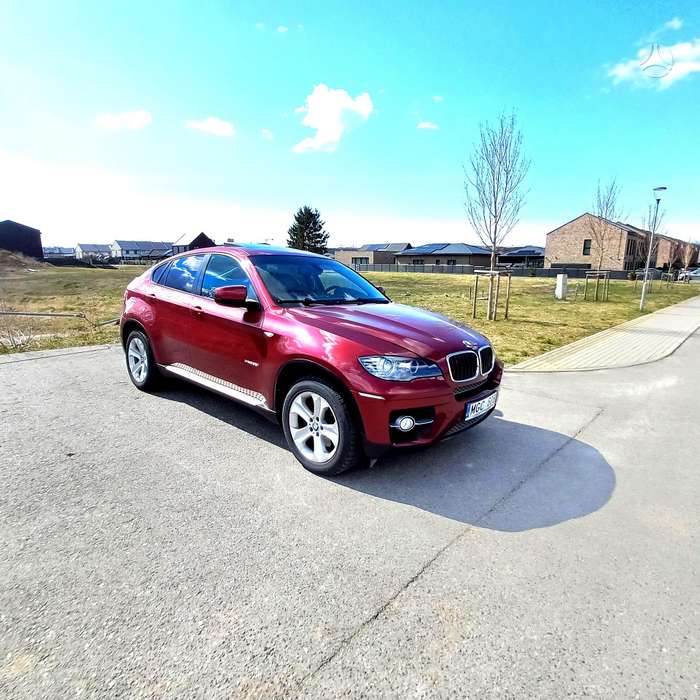 BMW X6, 3.0 l., off-road / crossover