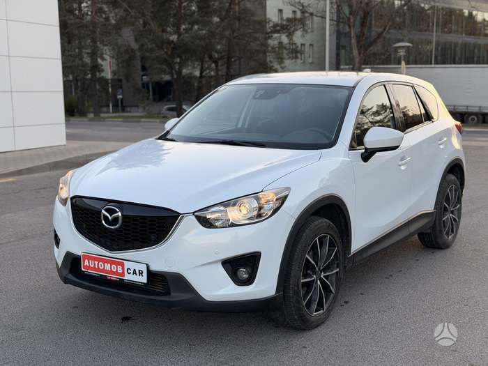 Mazda CX-5, 2.2 l., off-road / crossover
