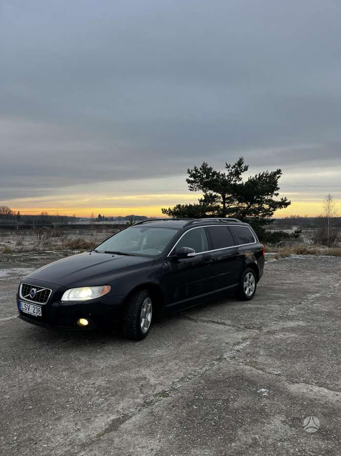 Volvo V70, 2.4 l., wagon