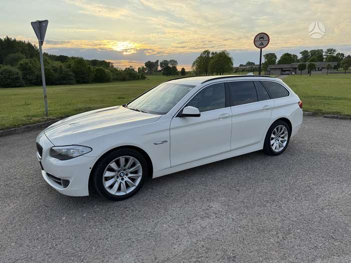 BMW 525, 3.0 l., wagon
