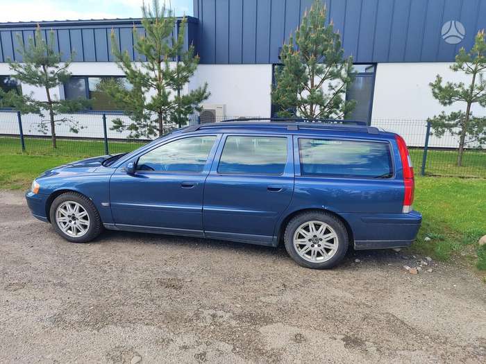 Volvo V70, 2.4 l., universalas