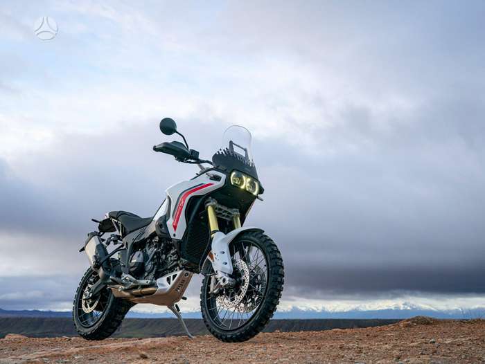 Ducati DesertX 890cc, krosa / enduro