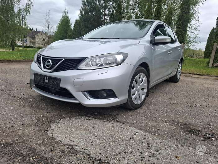 Nissan Pulsar, 1.5 l., hatchback