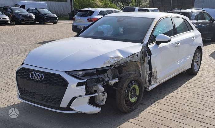 Audi A3, 1.0 l., hatchback