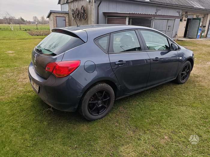 Opel Astra, 1.4 l., hatchback