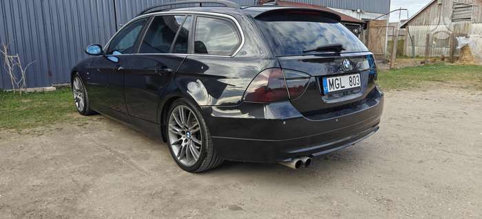 BMW 330, 3.0 l., Универсал
