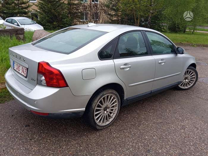 Volvo S40, 2.0 l., Седан