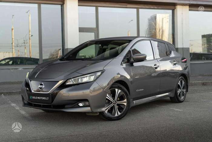 Nissan Leaf, Хэтчбек