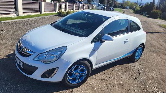 Opel Corsa, 1.2 l., Хэтчбек