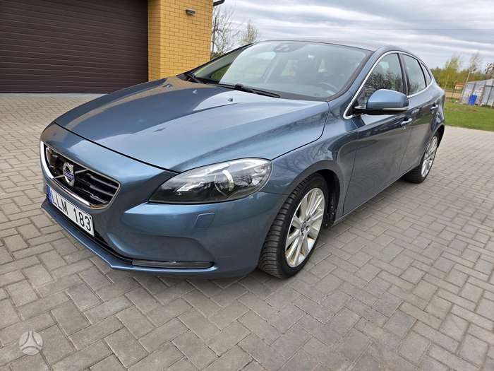Volvo V40, 1.6 l., hečbekas
