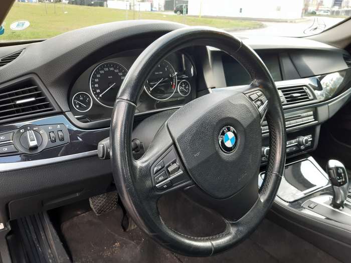 BMW 523, 3.0 l., Седан
