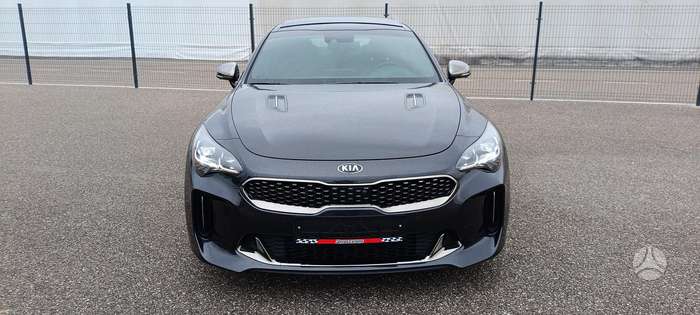 Kia Stinger, 2.2 l., hatchback