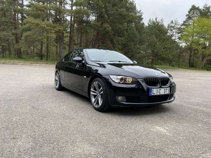 BMW 320, 2.0 l., coupe
