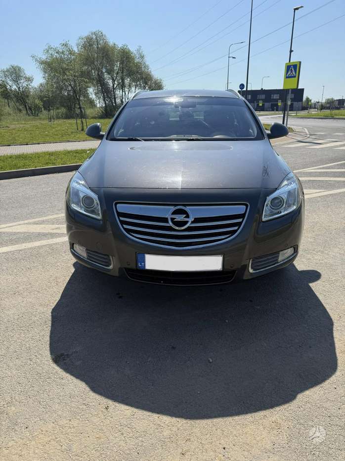 Opel Insignia, 2.0 l., Универсал