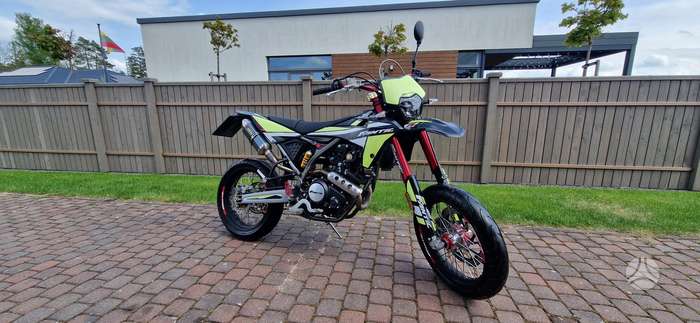 Fantic 125 125cc, supermoto