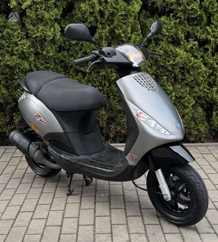 Piaggio Zip 49cc, мотороллеры / мопеды