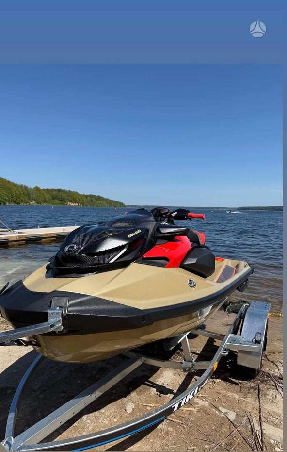 Sea-Doo Rxp-x, jet skis