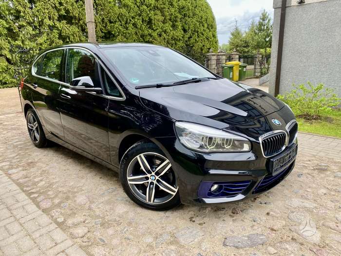 BMW 218 Active Tourer, 2.0 l., Минивэн