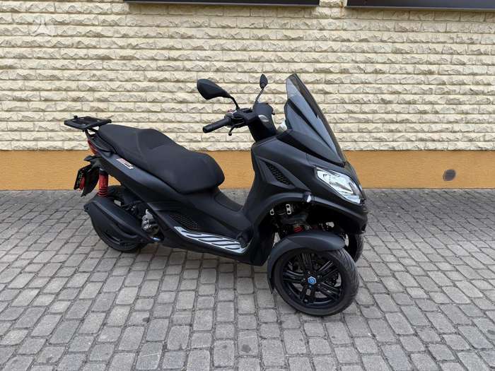 Piaggio MP3 278cc, tricikli