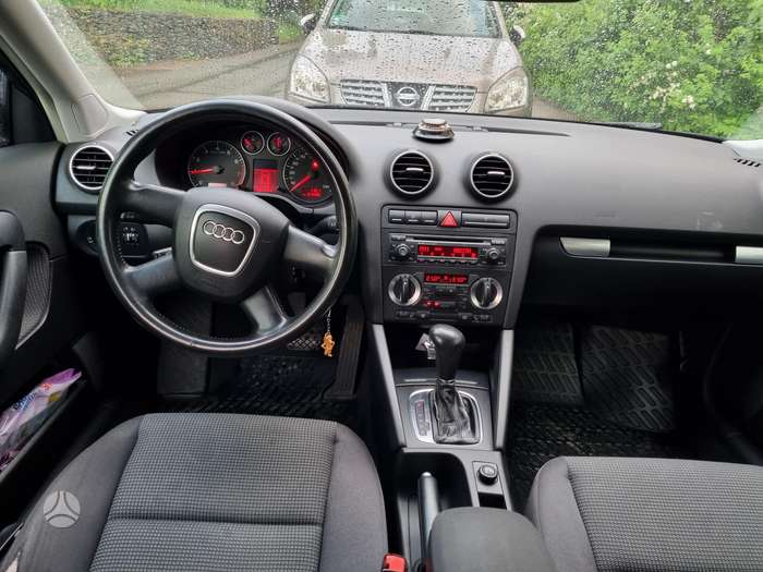 Audi A3, 1.6 l., Хэтчбек
