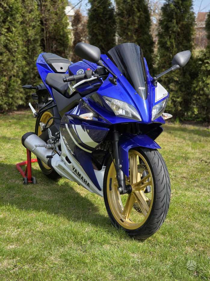 Yamaha YZF 125cc, superbikes