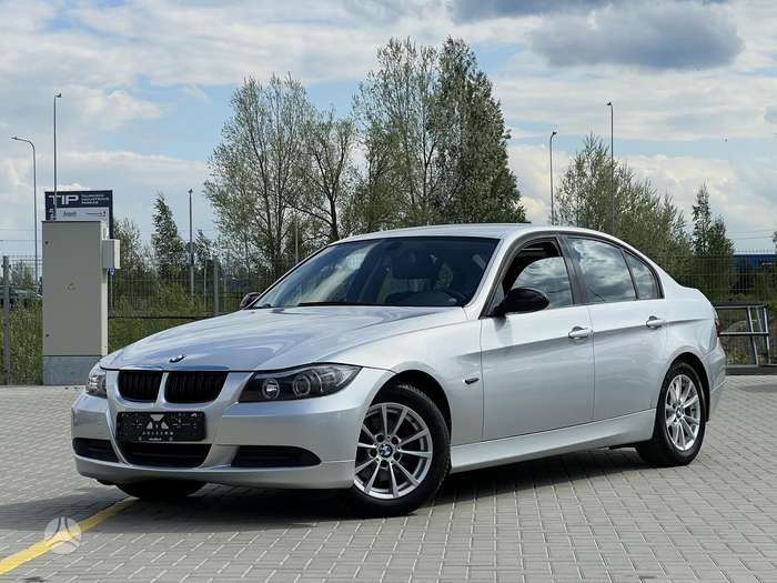 BMW 320, 2.0 l., Седан