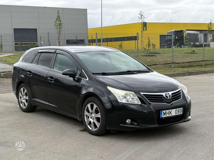 Toyota Avensis, 2.2 l., Универсал