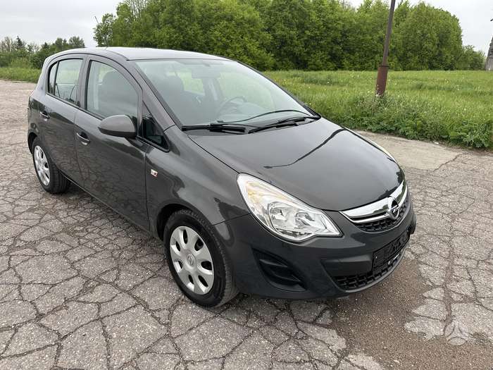Opel Corsa, 1.3 l., Хэтчбек
