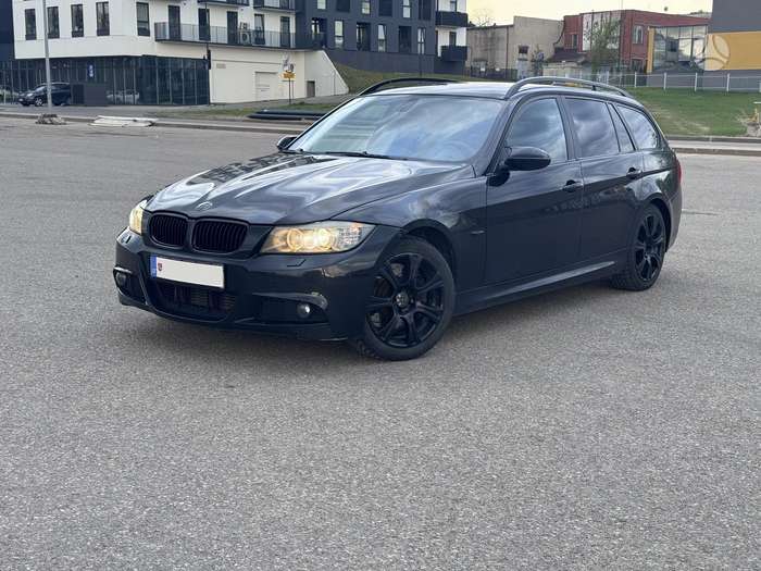 BMW 320, 2.0 l., wagon
