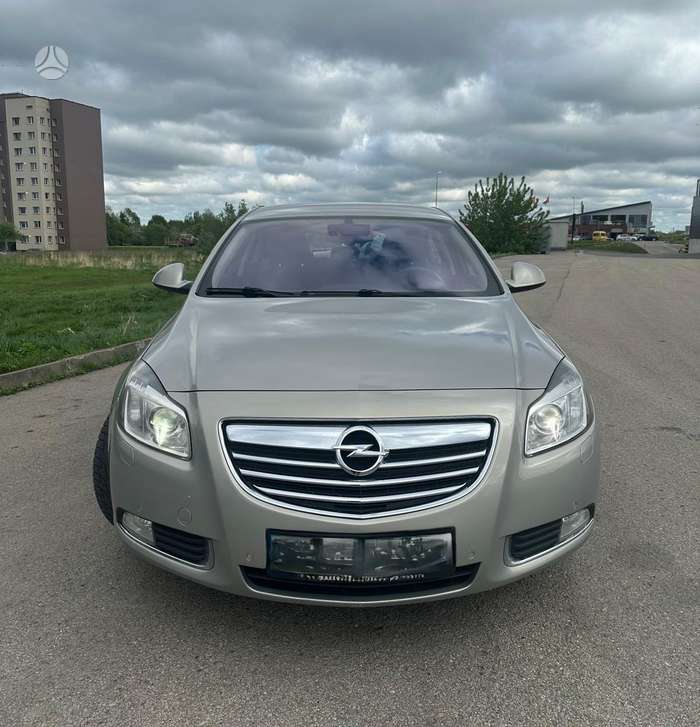Opel Insignia, 2.0 l., Хэтчбек