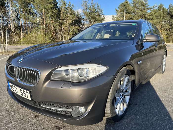 BMW 520, 2.0 l., wagon